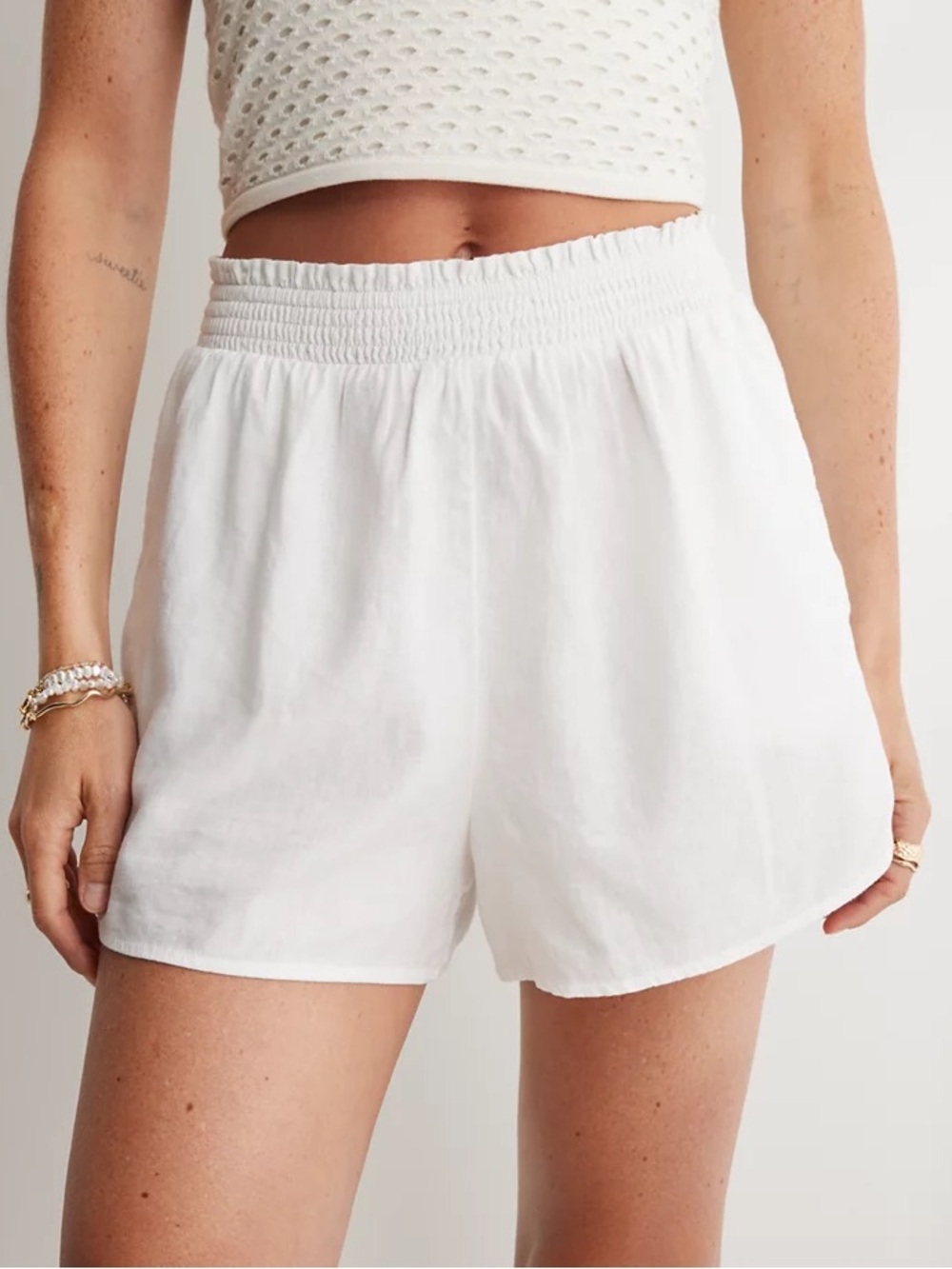 Aerie linen blend high waisted shorts 🤍